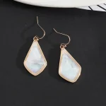 Color Block Shell Drop Earrings - Image 7