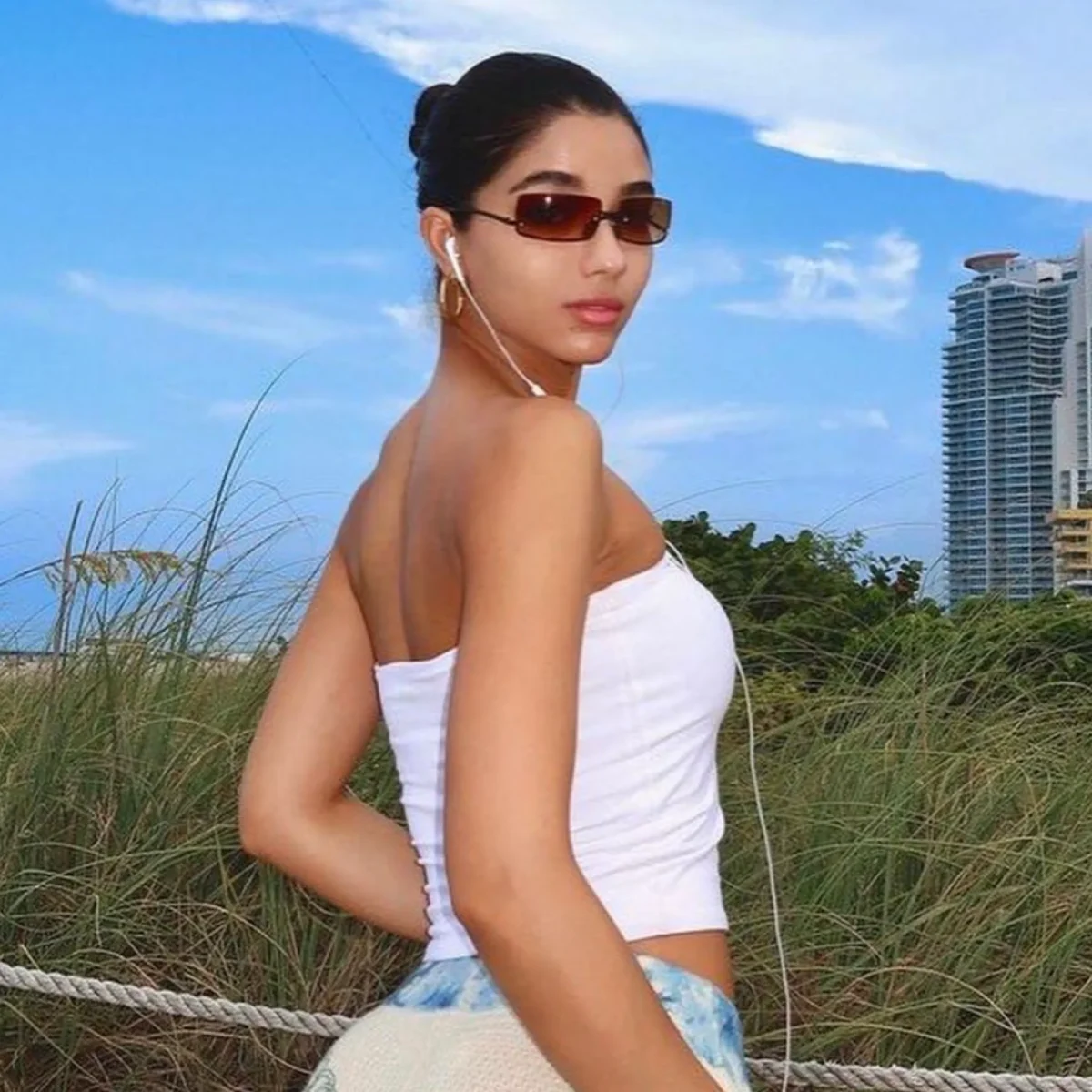 Refined Frames for the Sleek Urbanite - Image 11