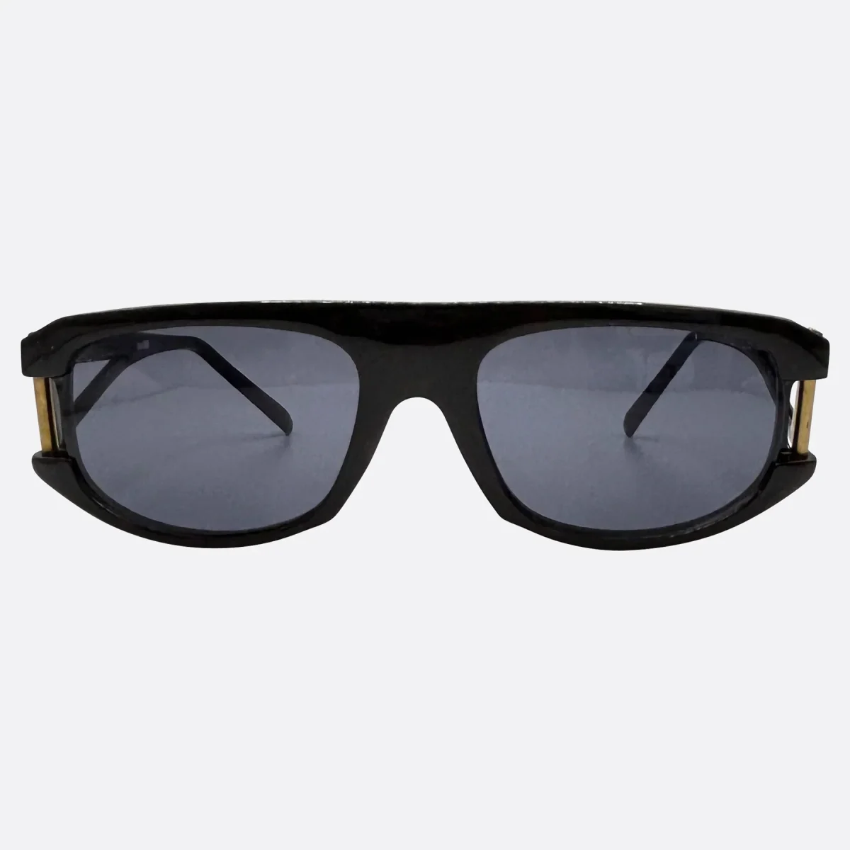 Classic Eyewear That Speaks of Timeless Style - Image 11