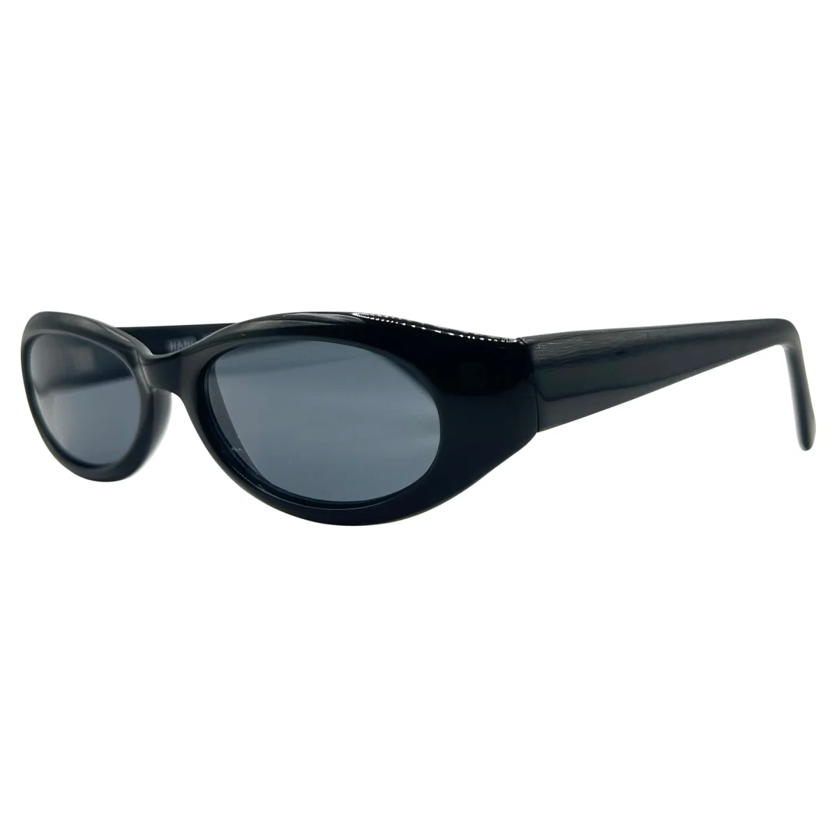 Fashionable Eyewear That Exudes Confidence - Image 3