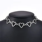 Exquisite Heart-Shaped Alloy Choker Necklace - Image 2