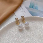 Heart Flower Pearl Ear Studs - Image 16