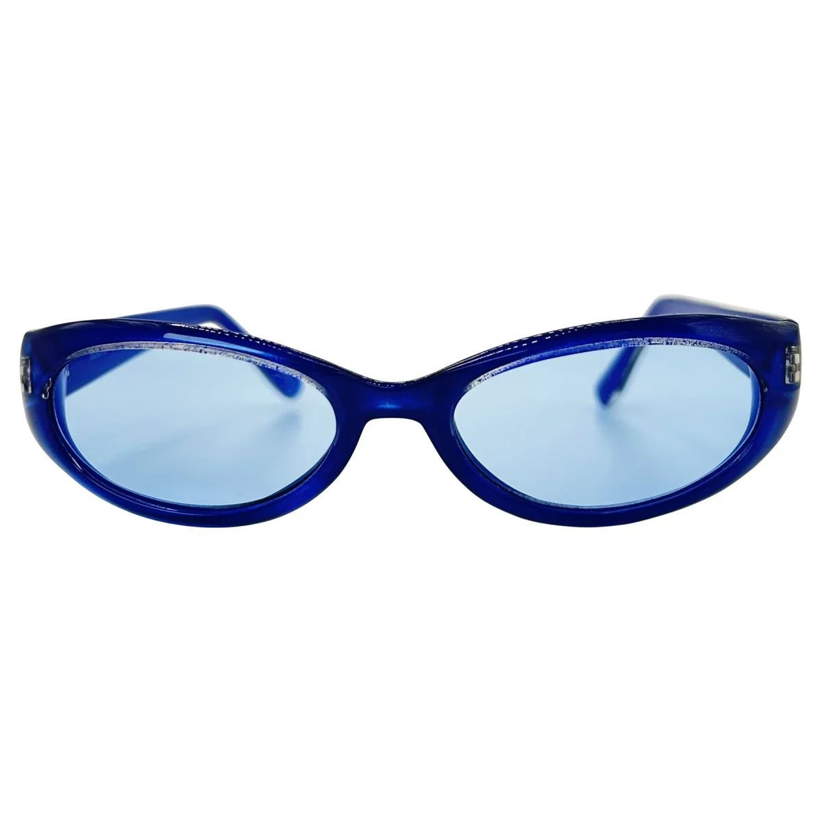 Fashionable Eyewear That Exudes Confidence - Image 11