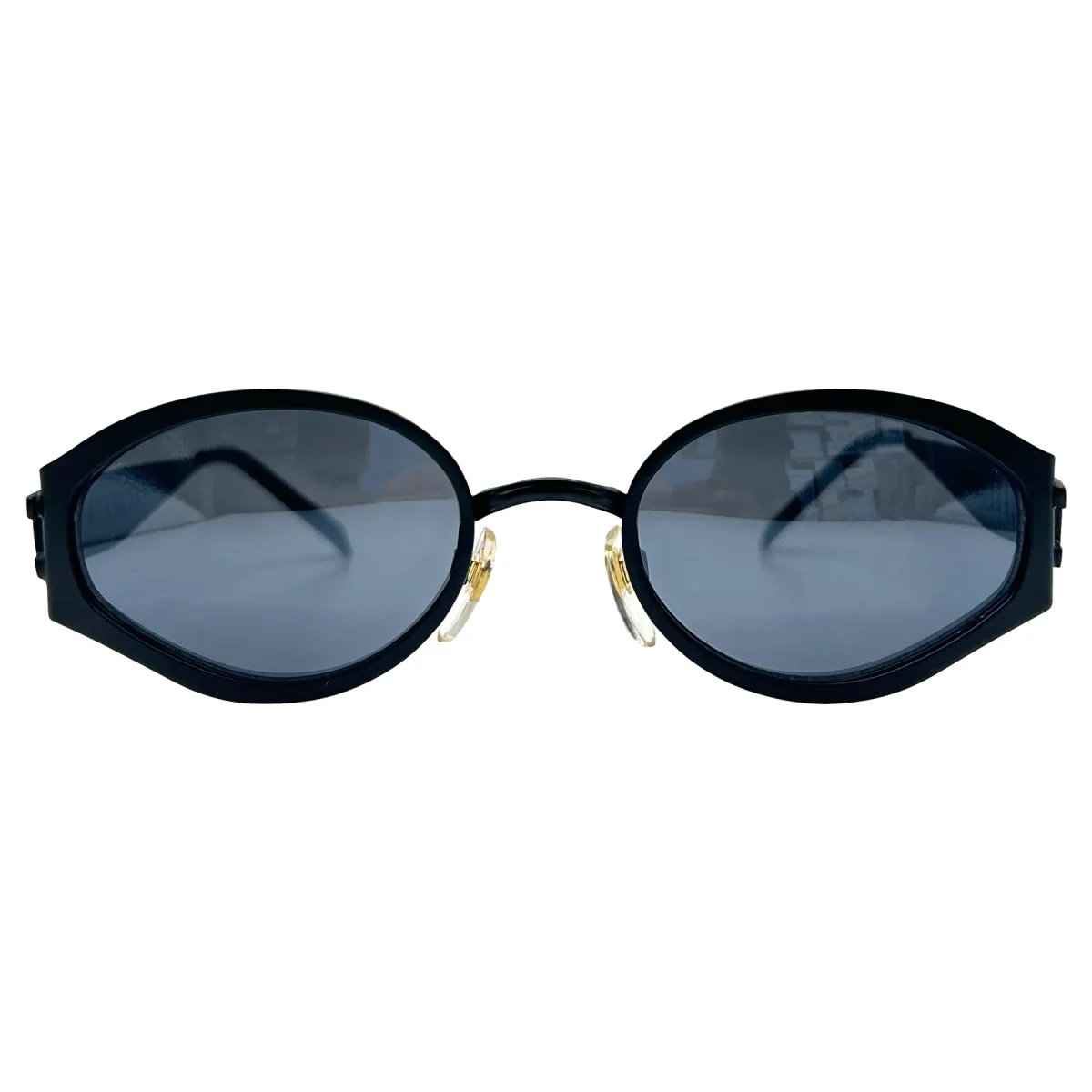 Elegant Glasses for the Stylish and Bold - Image 8