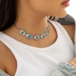 Vintage-Style Turquoise Accent Choker Necklace - Image 2