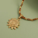 Vintage-Style Sun Pendant Necklace - Image 4