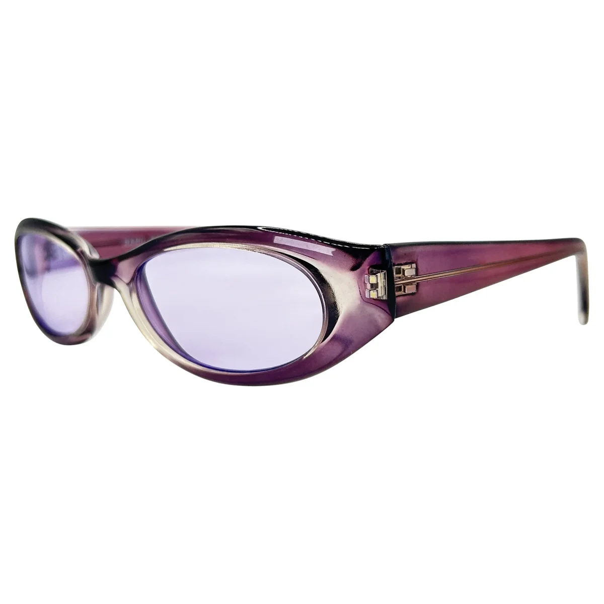 Fashionable Eyewear That Exudes Confidence - Image 2
