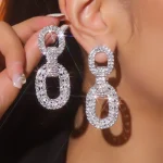 Elegant Oval Rhinestone Drop Earrings